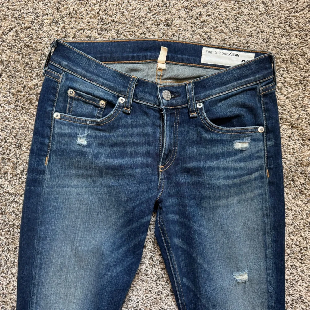 Rag & Bone Women’s Low Rise Distressed Capri